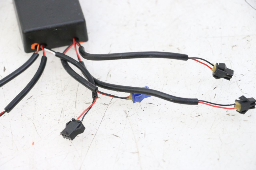 photo de RELAIS ELECTRIQUE KUKIRIN G2 MASTER 1 - État de surface