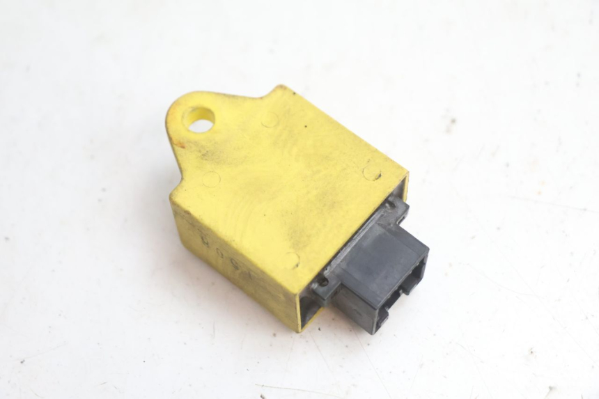 photo de RELAIS ELECTRIQUE GILERA GP 800 (2007 - 2013) - Zoom état d’usage