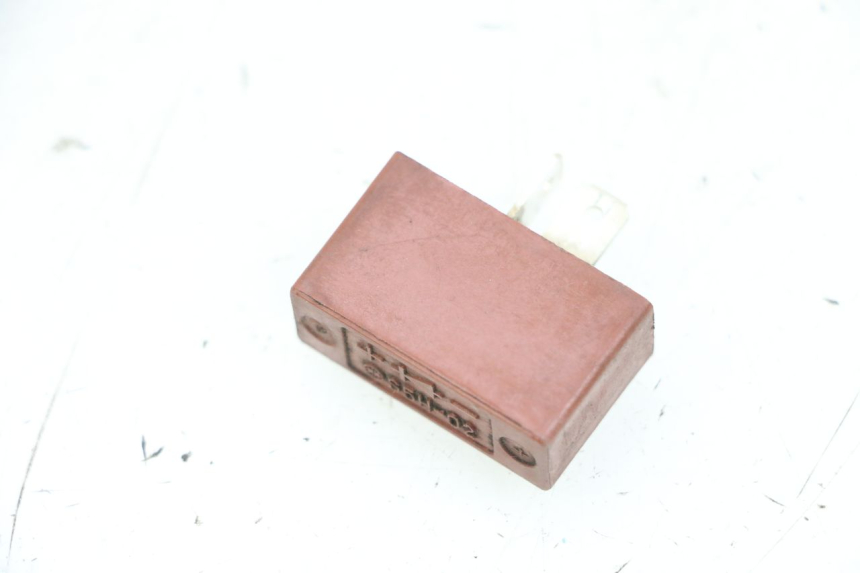 photo de RELAIS ELECTRIQUE KAWASAKI GPX R WARBIRD 600 (1988 - 1993) - Autre angle de vue