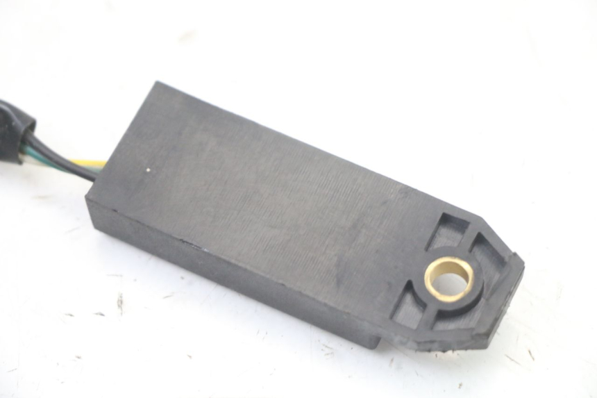 photo de RELAIS ELECTRIQUE KYMCO GRAND DINK 125 (2008 - 2014) - Autre angle de vue