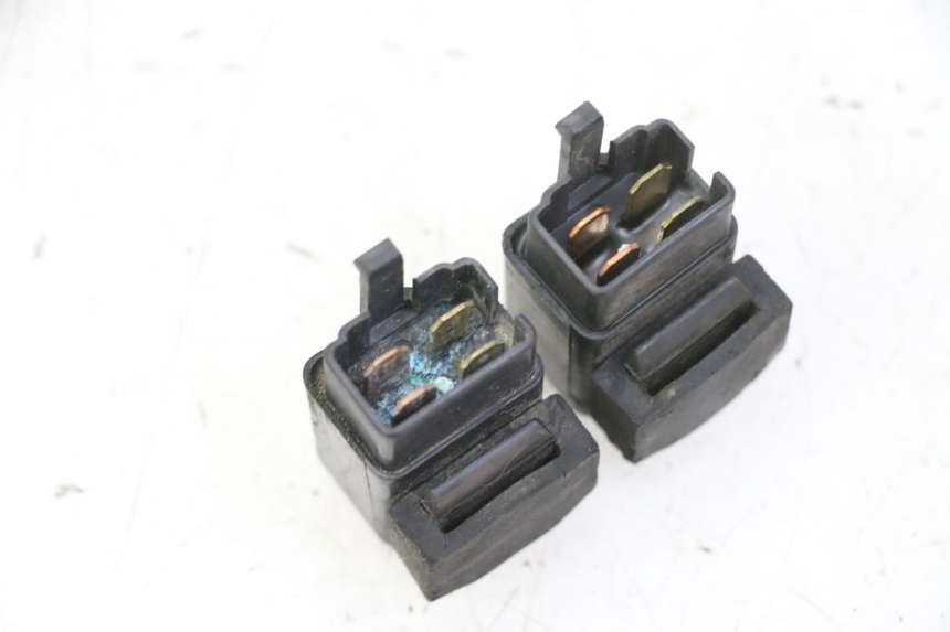 photo de RELAIS ELECTRIQUE KYMCO GRAND DINK 125 (2002 - 2007) - Zoom état d’usage