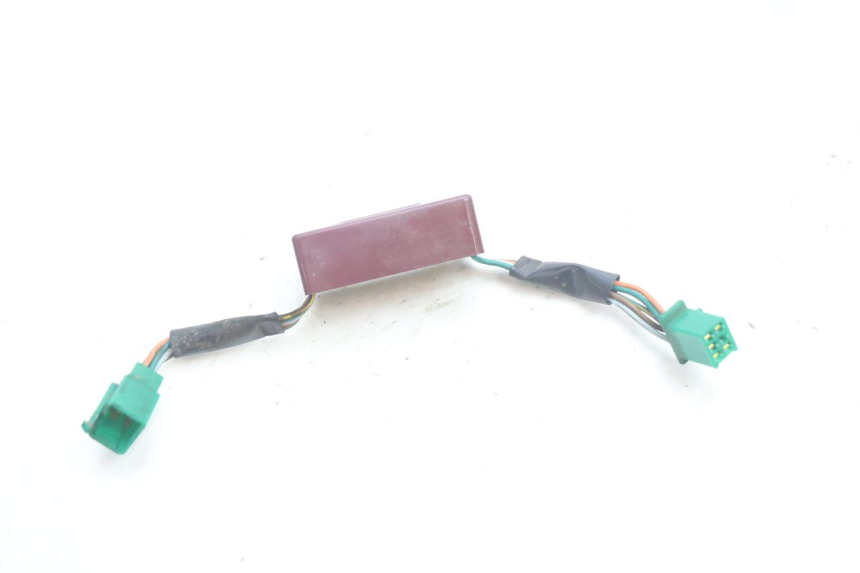 photo de RELAIS ELECTRIQUE KYMCO GRAND DINK 125 (2008 - 2014) - Zoom état d’usage