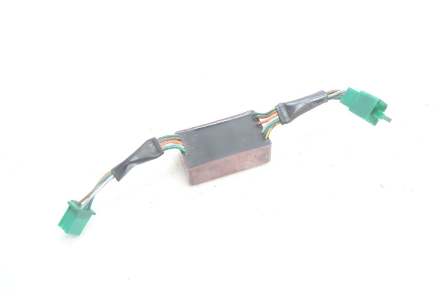 photo de RELAIS ELECTRIQUE KYMCO GRAND DINK 125 (2008 - 2014) - Autre angle de vue