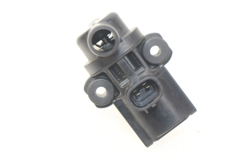 photo de RELAIS ELECTRIQUE SUZUKI GSX-R GSXR 750 (2011 - 2016) - Zoom état d’usage