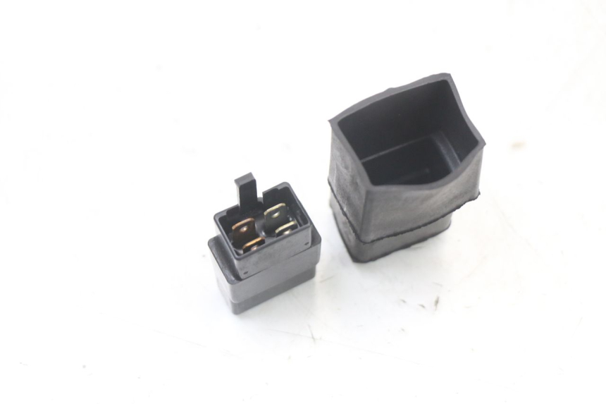 photo de RELAIS ELECTRIQUE HONDA NES AROBASE 125 (2000 - 2003) - Zoom état d’usage