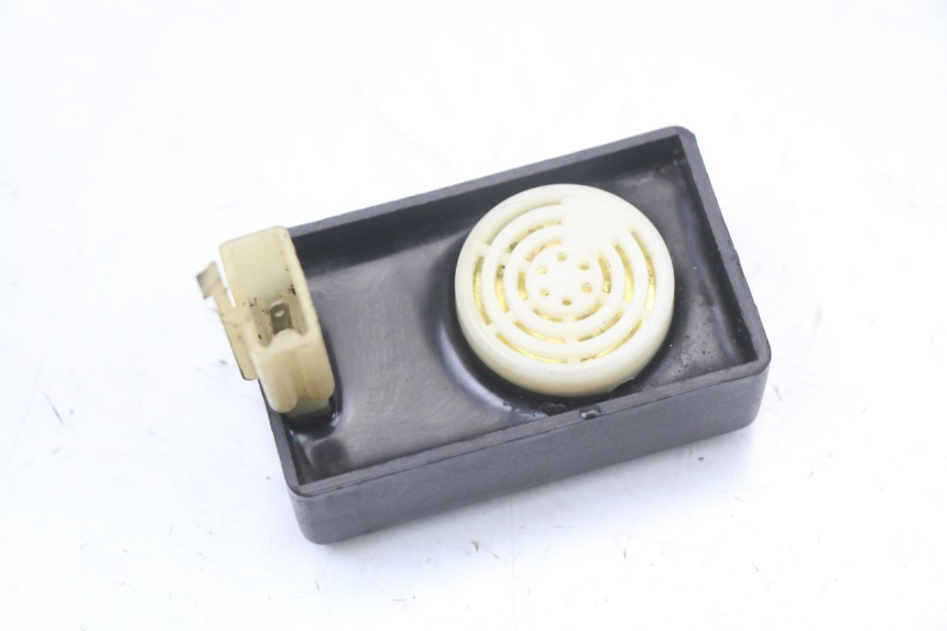 photo de RELAIS ELECTRIQUE HYTRACK HY S 4X4 410 (2013 - 2016) - Zoom état d’usage