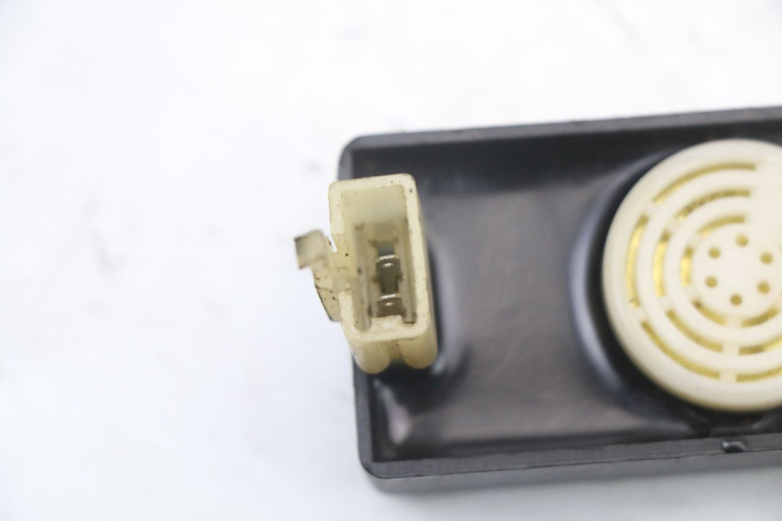 photo de RELAIS ELECTRIQUE HYTRACK HY S 4X4 410 (2013 - 2016) - Autre angle de vue