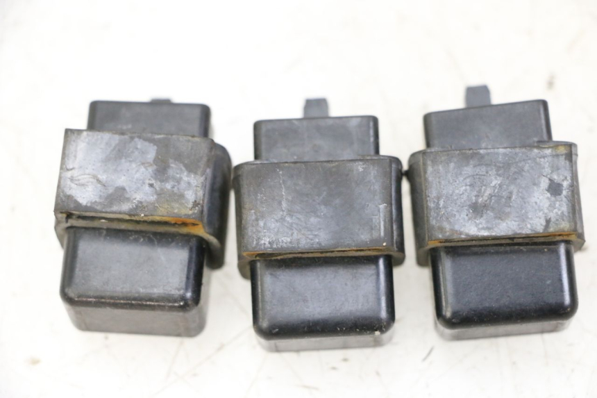 photo de RELAIS ELECTRIQUE SYM JOYMAX 125 (2010 - 2017) - Zoom état d’usage