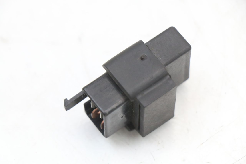 photo de RELAIS ELECTRIQUE SYM JOYRIDE EVO 125 (2009 - 2016) - Autre angle de vue