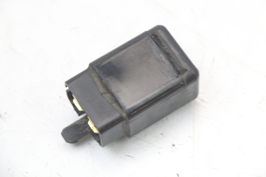 photo de RELAIS ELECTRIQUE KYMCO K-PW K-PIPE 50 (2012 - 2017) - Autre angle de vue