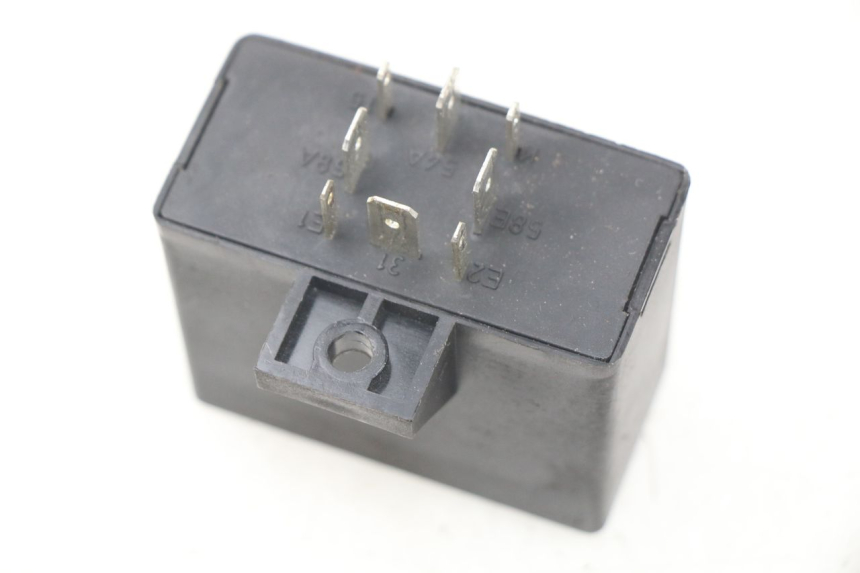 photo de RELAIS ELECTRIQUE BMW K100 1000 (1982 - 1990) - Détail de la pièce