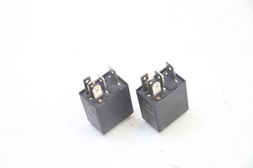 photo de RELAIS ELECTRIQUE PEUGEOT KISBEE 4T 50 (2018 - 2022) - Zoom état d’usage