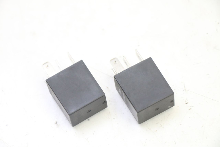 photo de RELAIS ELECTRIQUE PEUGEOT KISBEE 4T 50 (2018 - 2022) - Autre angle de vue