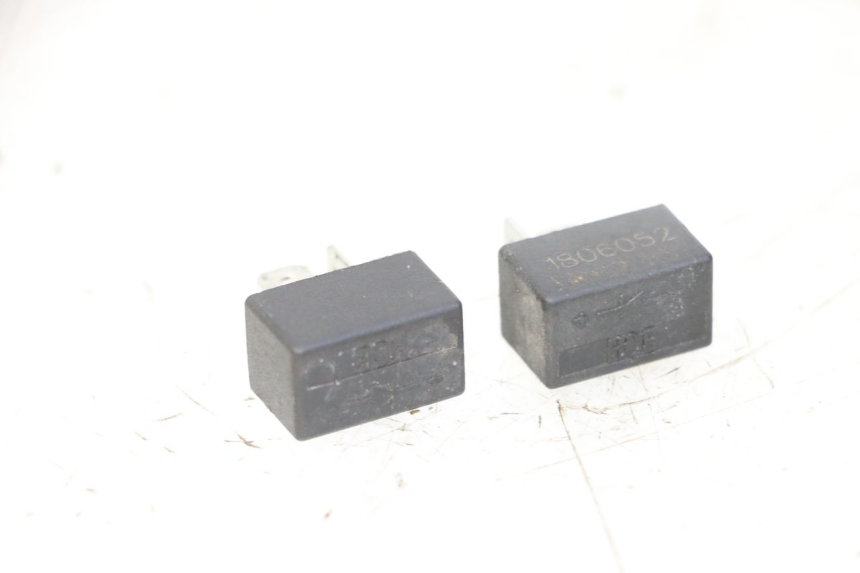 photo de RELAIS ELECTRIQUE PEUGEOT KISBEE 4T 50 (2018 - 2022) - Vue principale