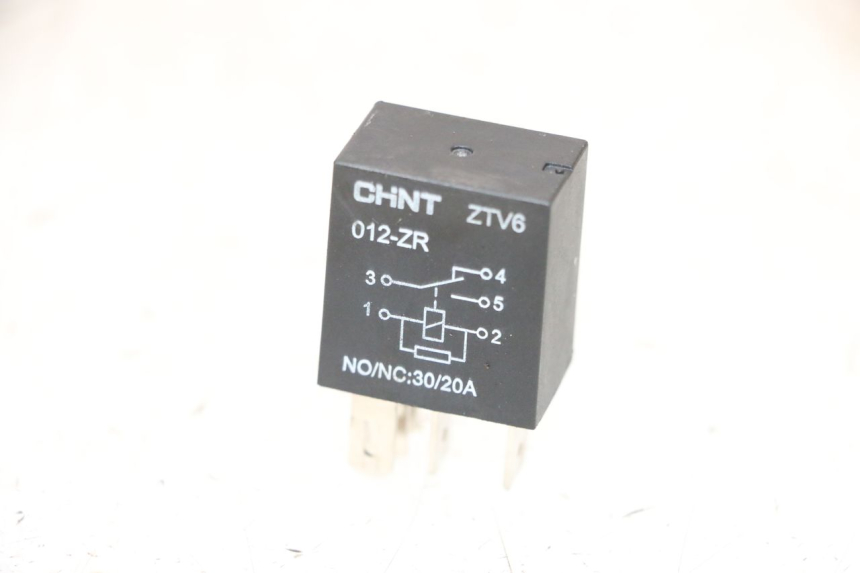 photo de RELAIS ELECTRIQUE PEUGEOT KISBEE 4T 50 (2018 - 2022) - Vue principale