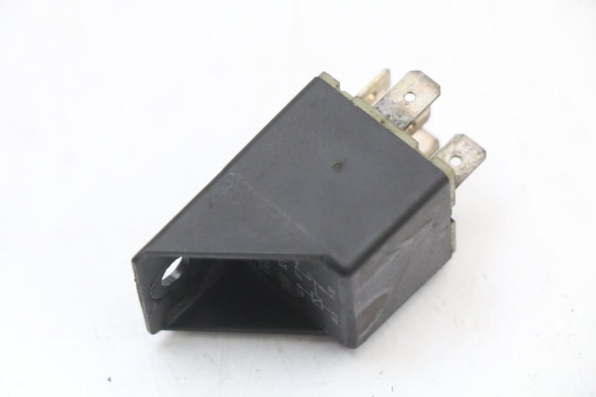 photo de RELAIS ELECTRIQUE RENAULT KOURANOS 125 (2001 - 2004) - Détail de la pièce