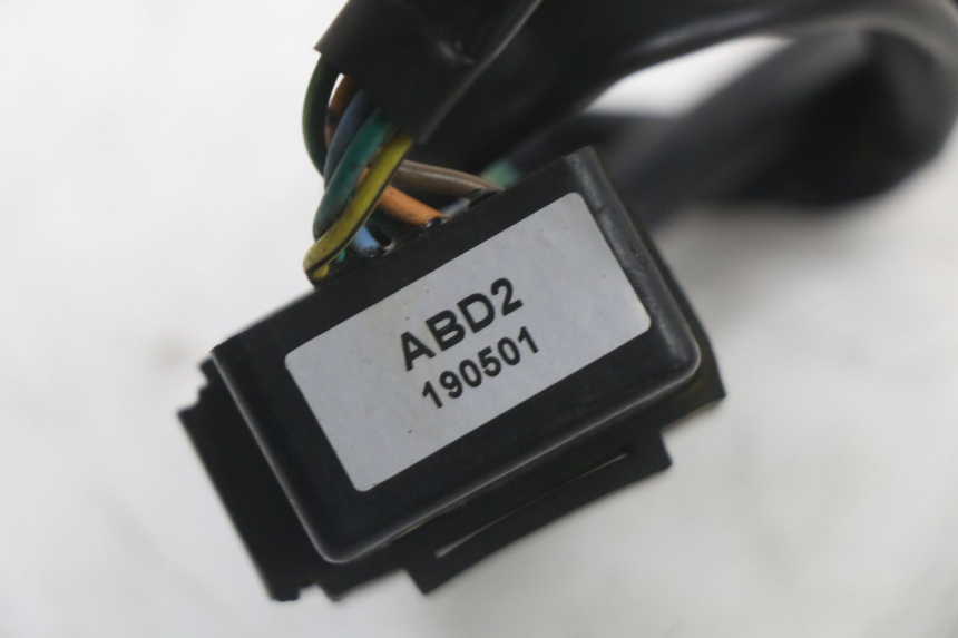 photo de RELAIS ELECTRIQUE KYMCO X-TOWN XTOWN 125 (2016 - 2021) - Autre angle de vue