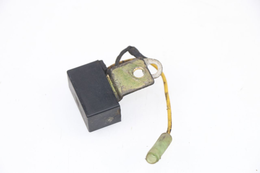 photo de RELAIS ELECTRIQUE MBK MAGNUM RACING XR LC 50 (1996 - 2001) - Détail de la pièce