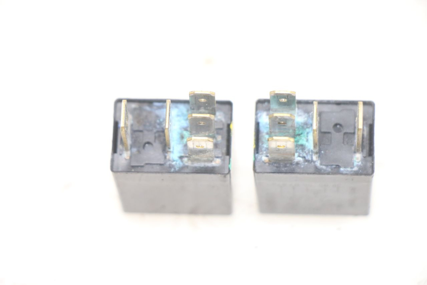 photo de RELAIS ELECTRIQUE PIAGGIO MEDLEY 125 (2016 - 2023) - Détail de la pièce