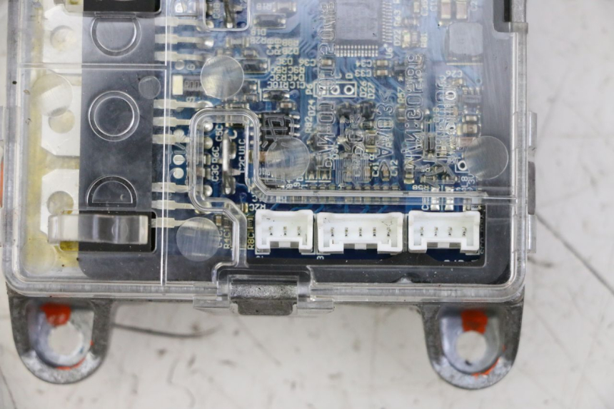 photo de RELAIS ELECTRIQUE XIAOMI MI PRO 2 1 - Vue d’ensemble