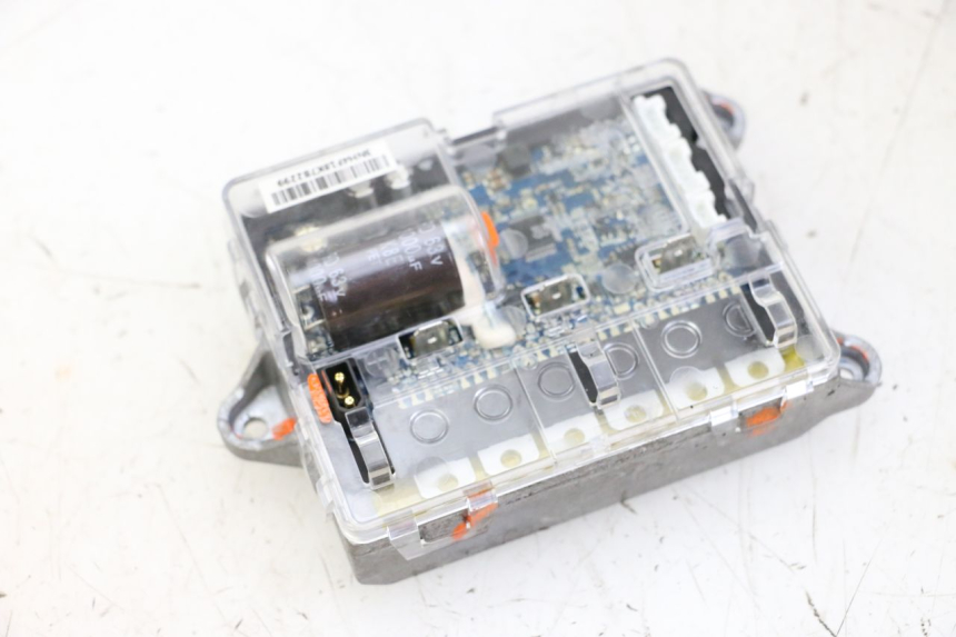 photo de RELAIS ELECTRIQUE XIAOMI MI PRO 2 1 - État de surface