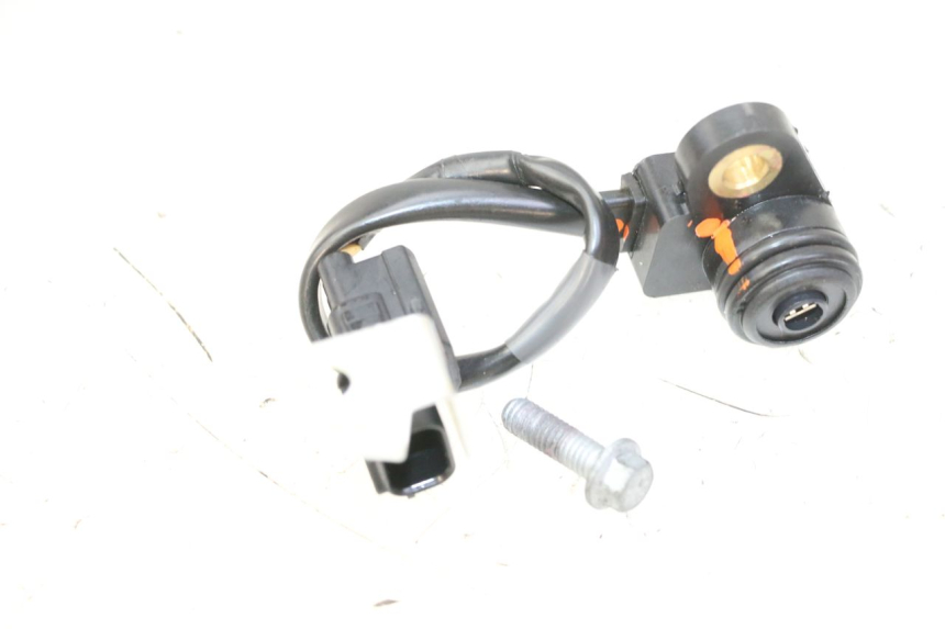 photo de RELAIS ELECTRIQUE PIAGGIO MP3 HPE 310 (2024 - 2025) - Gros plan technique