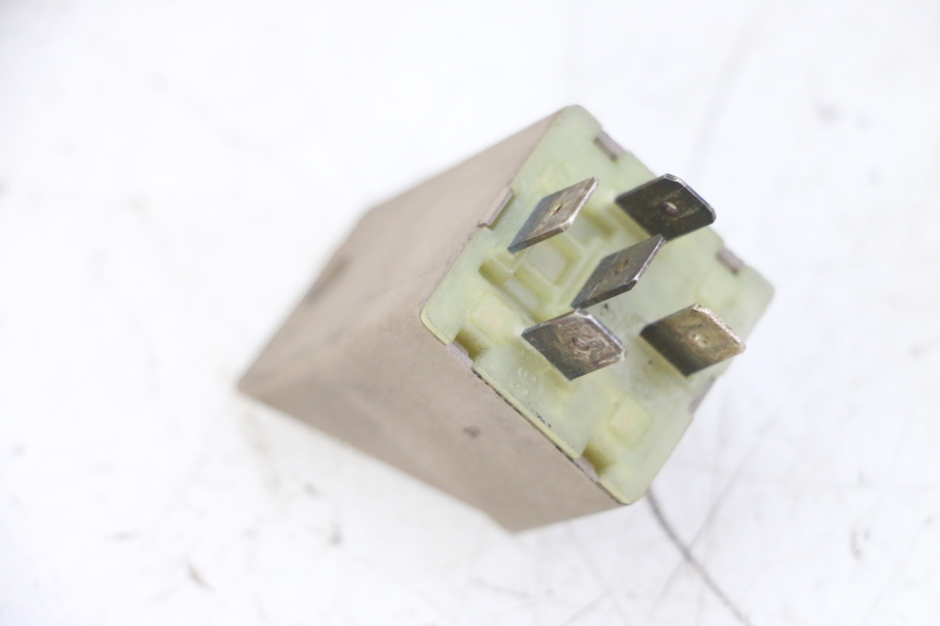 photo de RELAIS ELECTRIQUE PIAGGIO MP3 LT 400 (2007 - 2012) - Zoom état d’usage