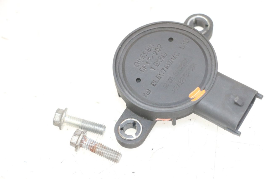 photo de RELAIS ELECTRIQUE PIAGGIO MP3 LT 400 (2007 - 2012) - Autre angle de vue