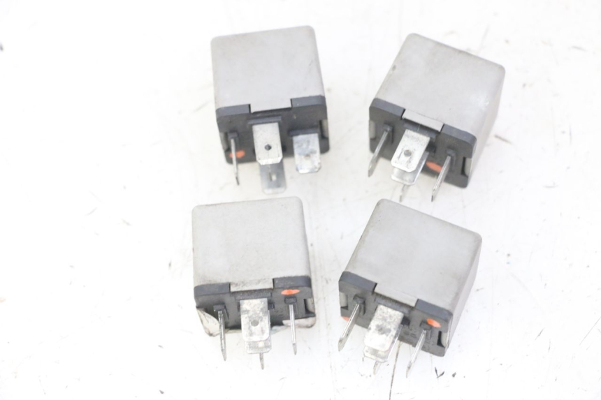 photo de RELAIS ELECTRIQUE PIAGGIO MP3 LT 300 (2010 - 2016) - Zoom état d’usage