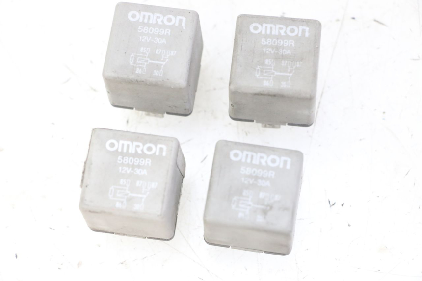 photo de RELAIS ELECTRIQUE PIAGGIO MP3 LT 300 (2010 - 2016) - Autre angle de vue