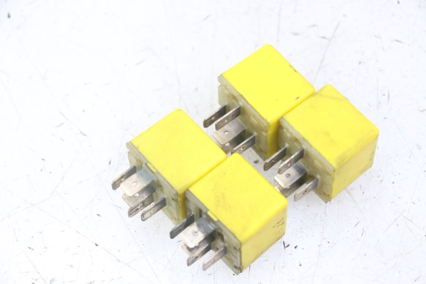 photo de RELAIS ELECTRIQUE PIAGGIO MP3 LT 400 (2007 - 2012) - Autre angle de vue