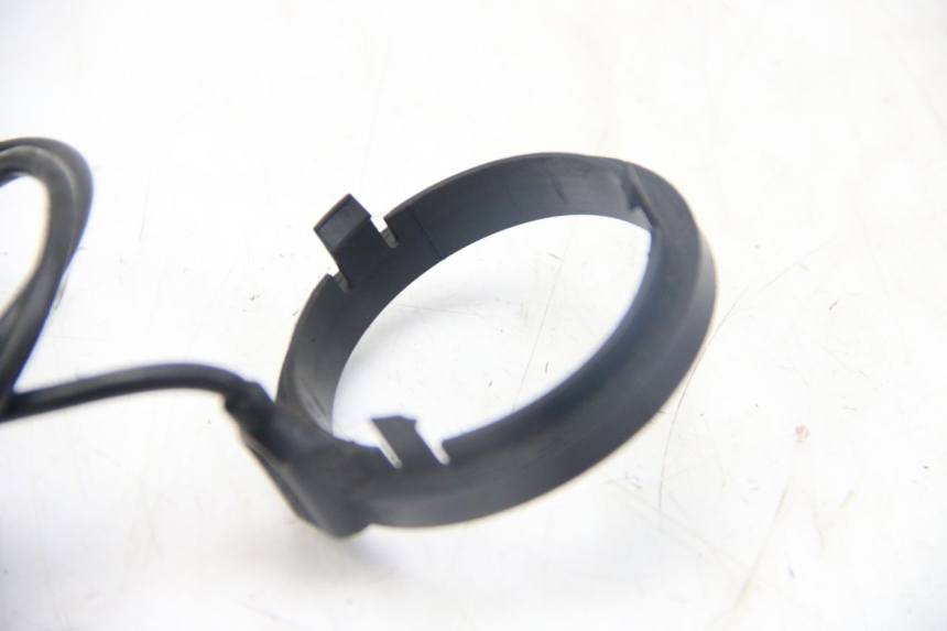 photo de RELAIS ELECTRIQUE PIAGGIO MP3 125 (2006 - 2014) - Détail de la pièce