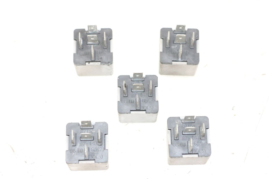 photo de RELAIS ELECTRIQUE PIAGGIO MP3 500 (2014 - 2017) - Autre angle de vue