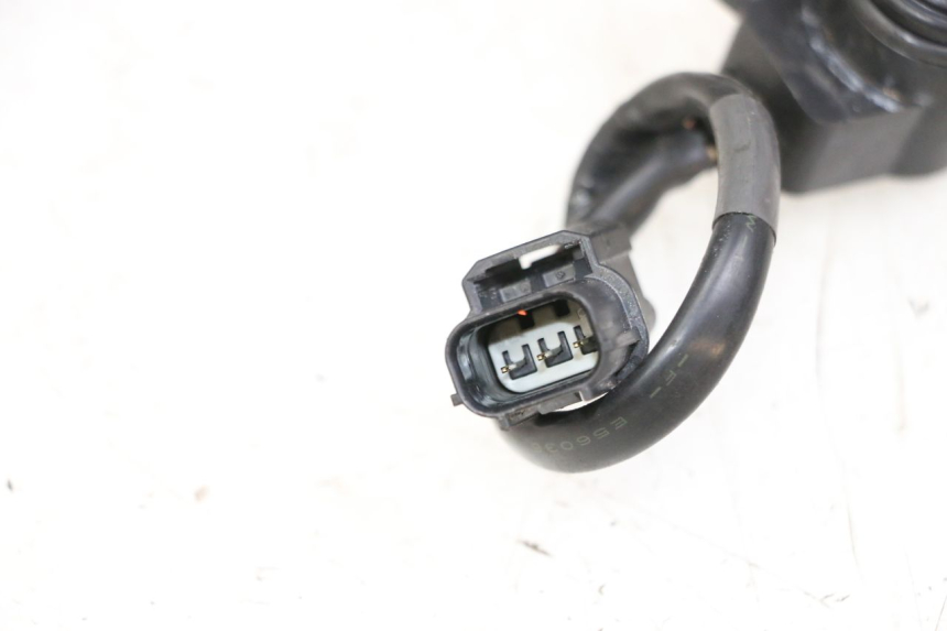 photo de RELAIS ELECTRIQUE PIAGGIO MP3 500 (2014 - 2017) - Zoom état d’usage