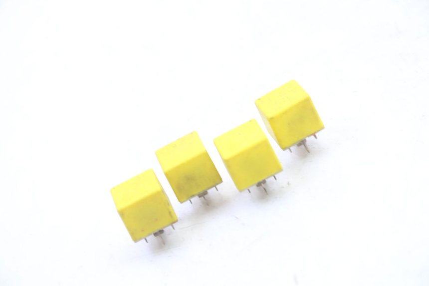 photo de RELAIS ELECTRIQUE PIAGGIO MP3 RL 250 (2006 - 2010) - Détail de la pièce