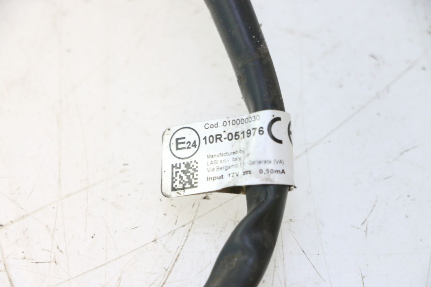 photo de RELAIS ELECTRIQUE PIAGGIO MP3 500 (2016 - 2018) - Gros plan technique