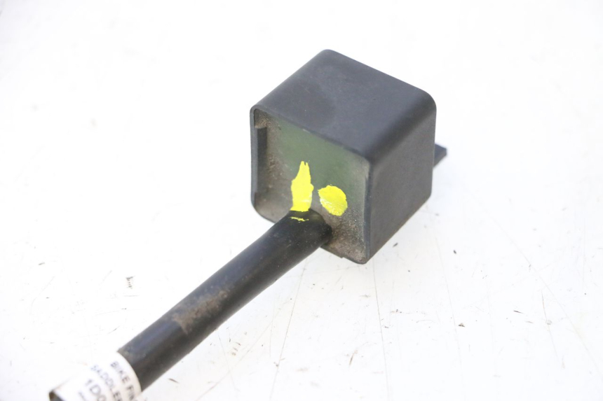 photo de RELAIS ELECTRIQUE PIAGGIO MP3 500 (2016 - 2018) - Points de fixation