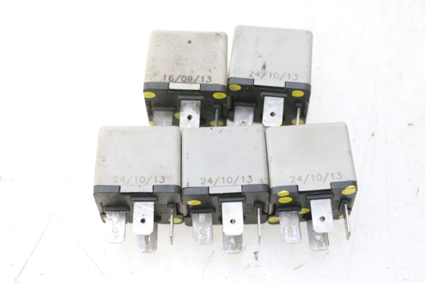 photo de RELAIS ELECTRIQUE PIAGGIO MP3 500 (2011 - 2015) - Détail de la pièce