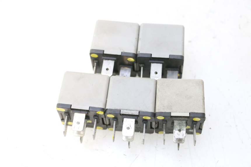 photo de RELAIS ELECTRIQUE PIAGGIO MP3 500 (2011 - 2015) - Zoom état d’usage
