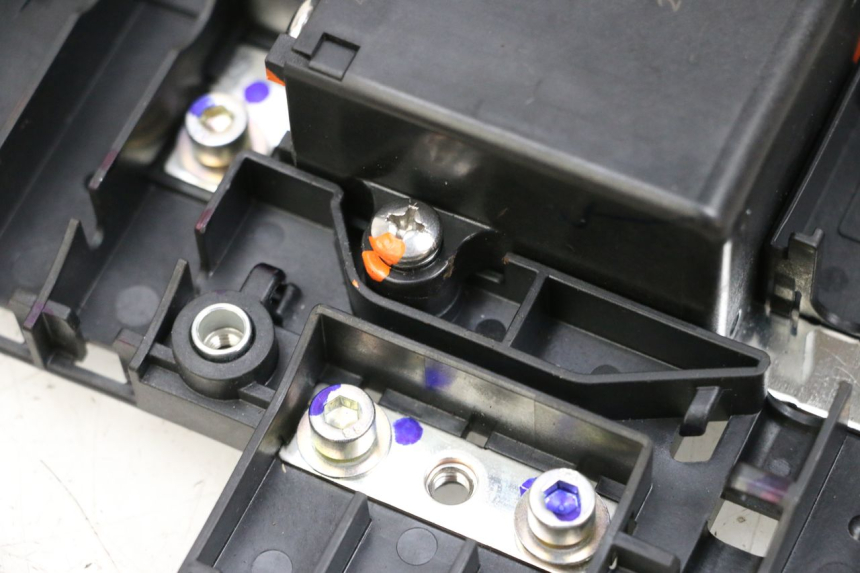 photo de RELAIS ELECTRIQUE YAMAHA NEO'S CORE 1 (2022 - 2026) - Détails caractéristiques