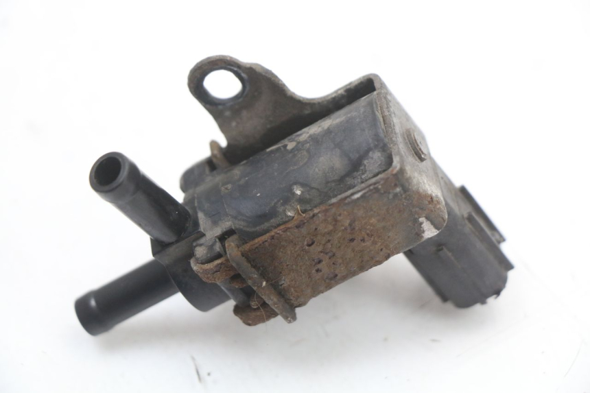 photo de RELAIS ELECTRIQUE HONDA NHX LEAD 110 (2008 - 2010) - Gros plan technique