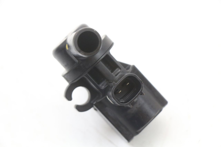 photo de RELAIS ELECTRIQUE KAWASAKI NINJA 400 (2018 - 2023) - Autre angle de vue