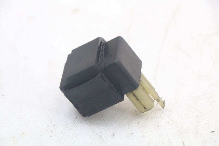 photo de RELAIS ELECTRIQUE HONDA NTV DEAUVILLE 650 (1998 - 2001) - Zoom état d’usage