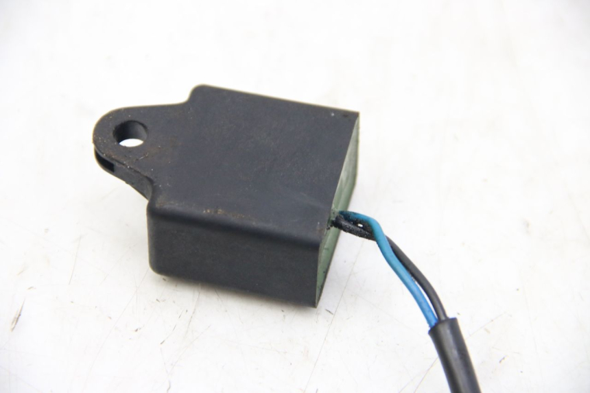 photo de RELAIS ELECTRIQUE MBK OVETTO 2T 50 (2007 - 2017) - Détail de la pièce