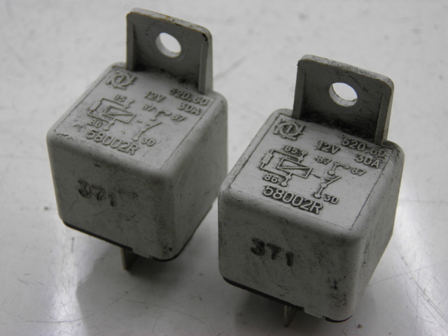 photo de RELAIS ELECTRIQUE PIAGGIO BEVERLY 125 (1998 - 2005) - Vue principale
