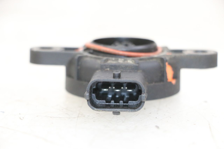 photo de RELAIS ELECTRIQUE PIAGGIO MP3 125 (2006 - 2014) - Zoom état d’usage