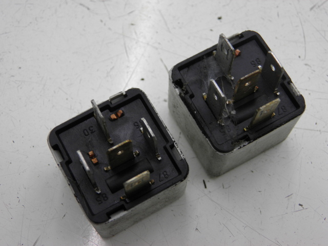 photo de RELAIS ELECTRIQUE PIAGGIO MP3 RL 125 (2008 - 2009) - Détail de la pièce