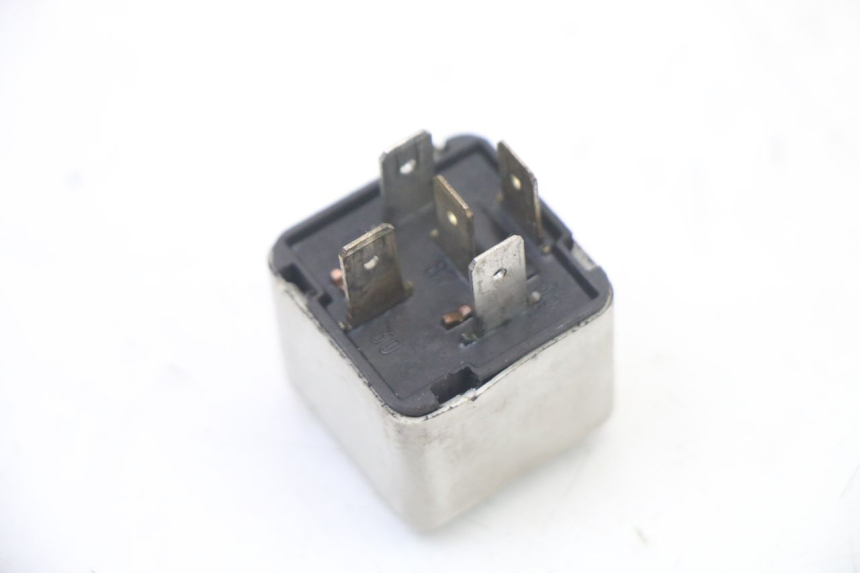 photo de RELAIS ELECTRIQUE PIAGGIO VESPA GRANTURISMO 125 (2003 - 2007) - Zoom état d’usage