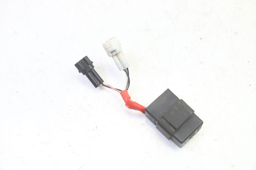 photo de RELAIS ELECTRIQUE YAMAHA PW 50 (1984 - 2025) - Autre angle de vue