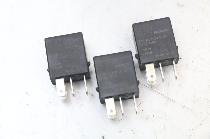 photo de RELAIS ELECTRIQUE ROYAL ENFIELD CONTINENTAL GT 650 (2019 - 2024) - Détail de la pièce